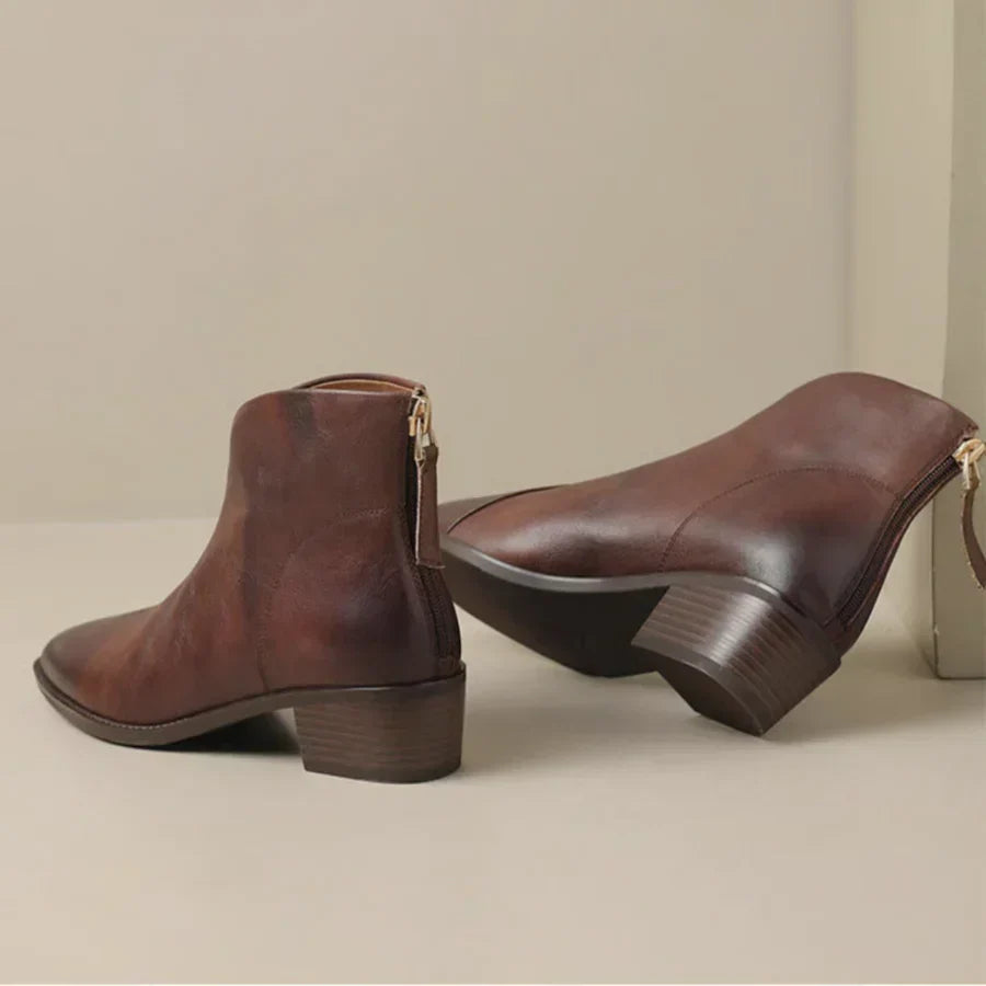 MAISON LORÉ™ | Bottines en cuir à talon bas