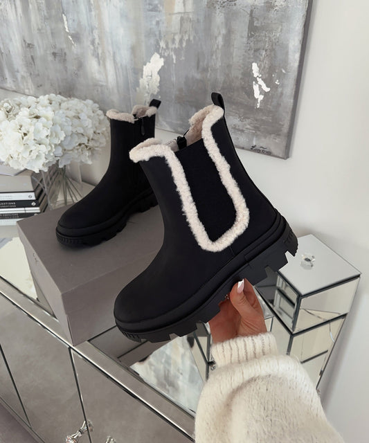 Bottes chelsea en cuir noir chic