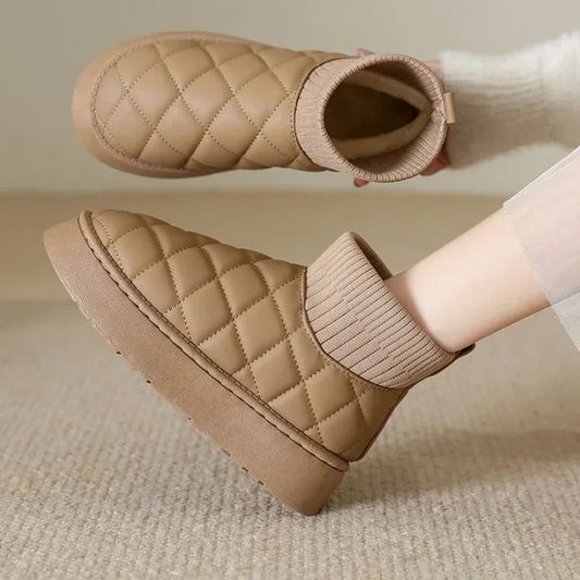 Chaussons en tricot douillet avec semelle épaisse et doublure chaude
