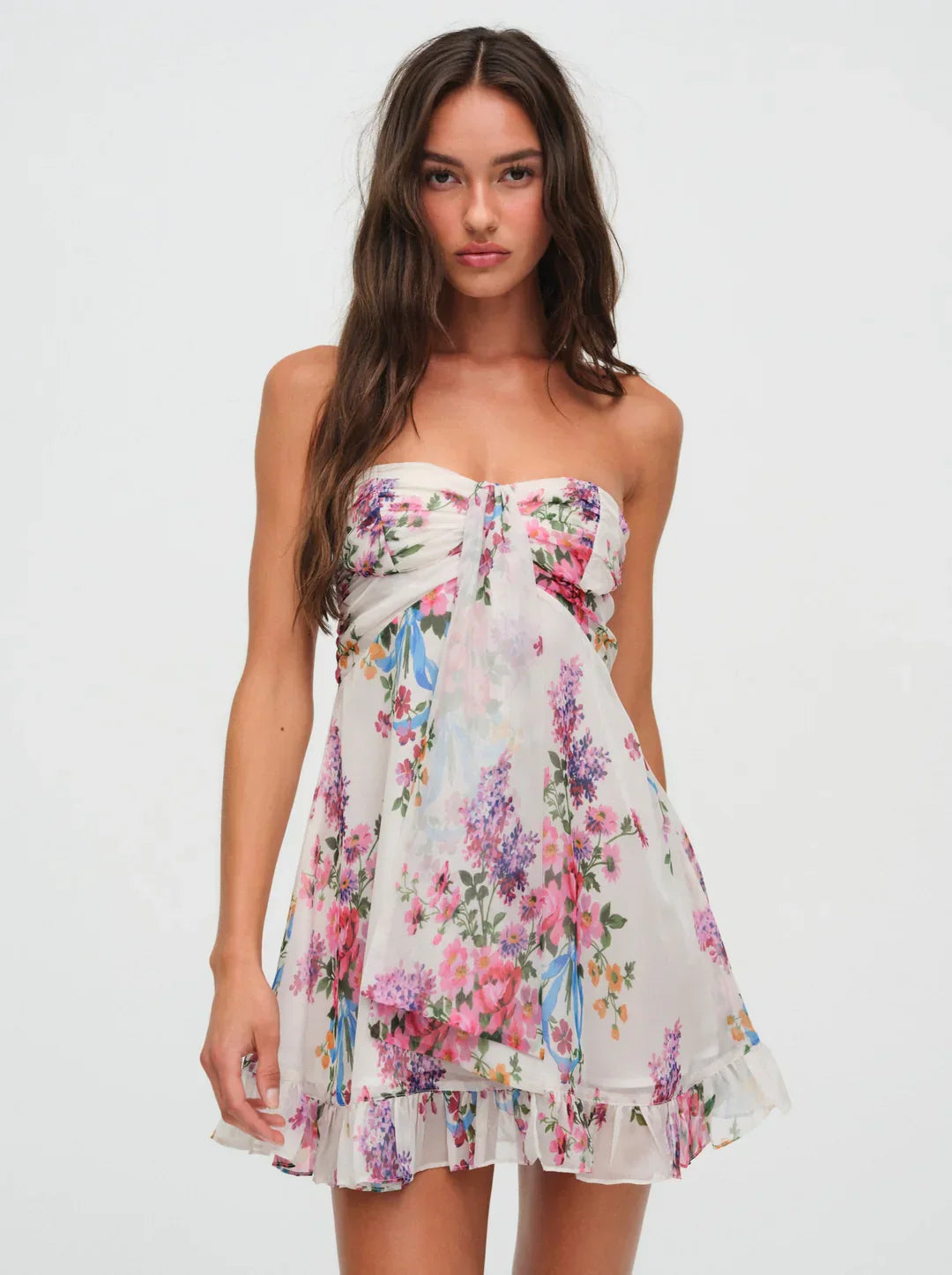 Robe maxi bohème fleurie fluide pour ambiance estivale