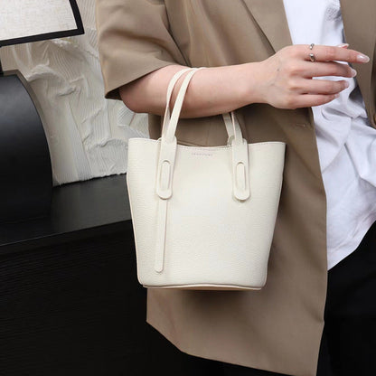 Sac seau en cuir grainé