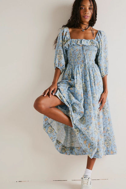 Pauline Laurent® | Robe midi imprimée avec haut froncé et volants