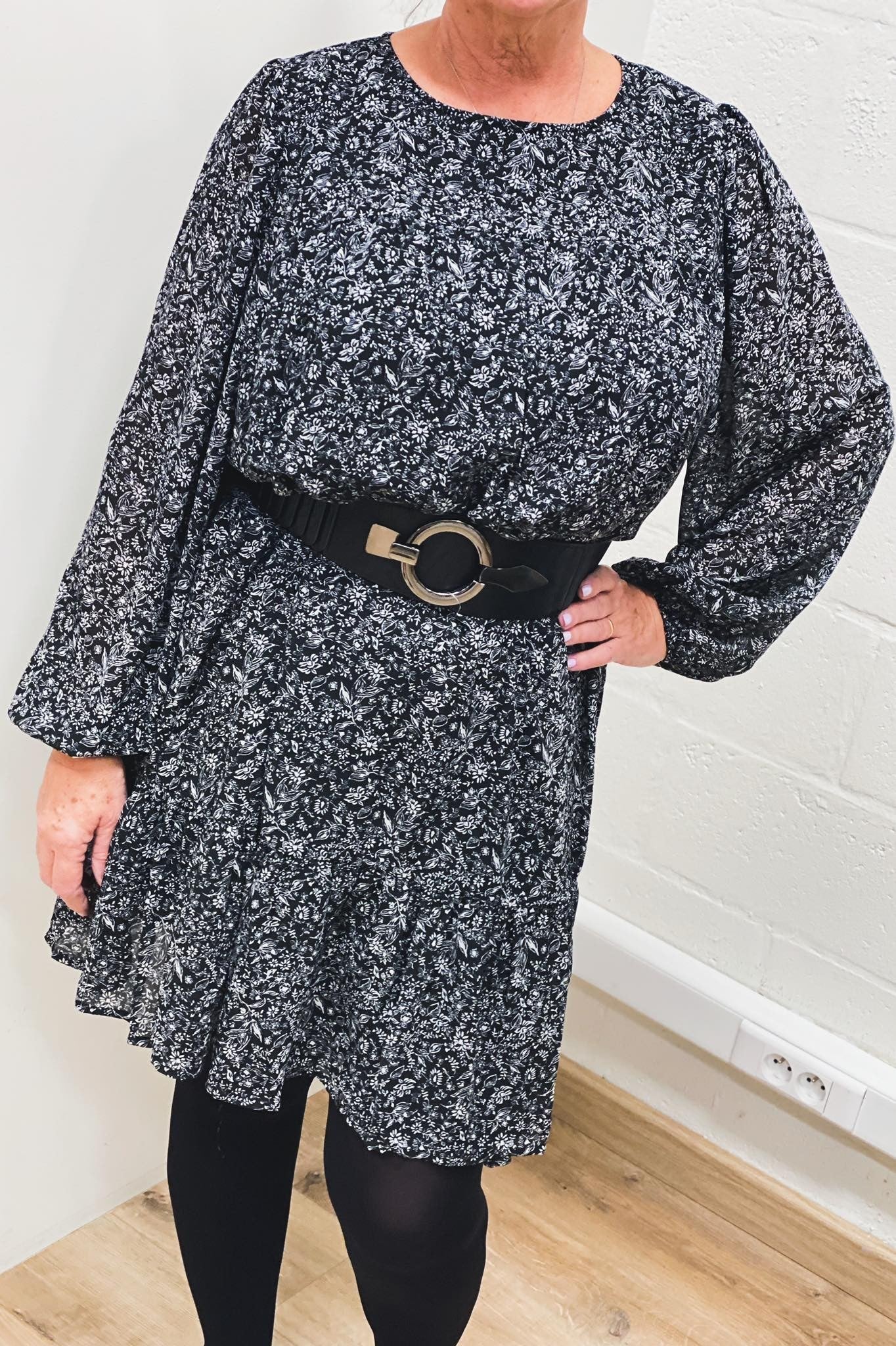 ROBE STAR CARMAKOMA