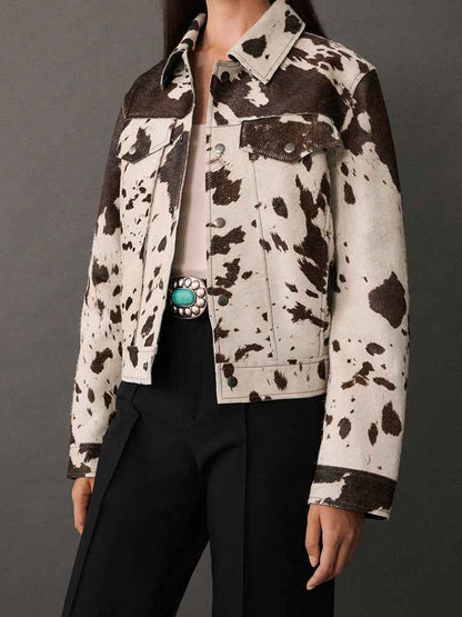 Veste à col cranté imprimé vache avec boutons pression stylés