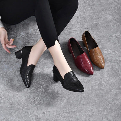 Doralyn™ - Escarpins en Cuir Véritable à Broderies Élégantes