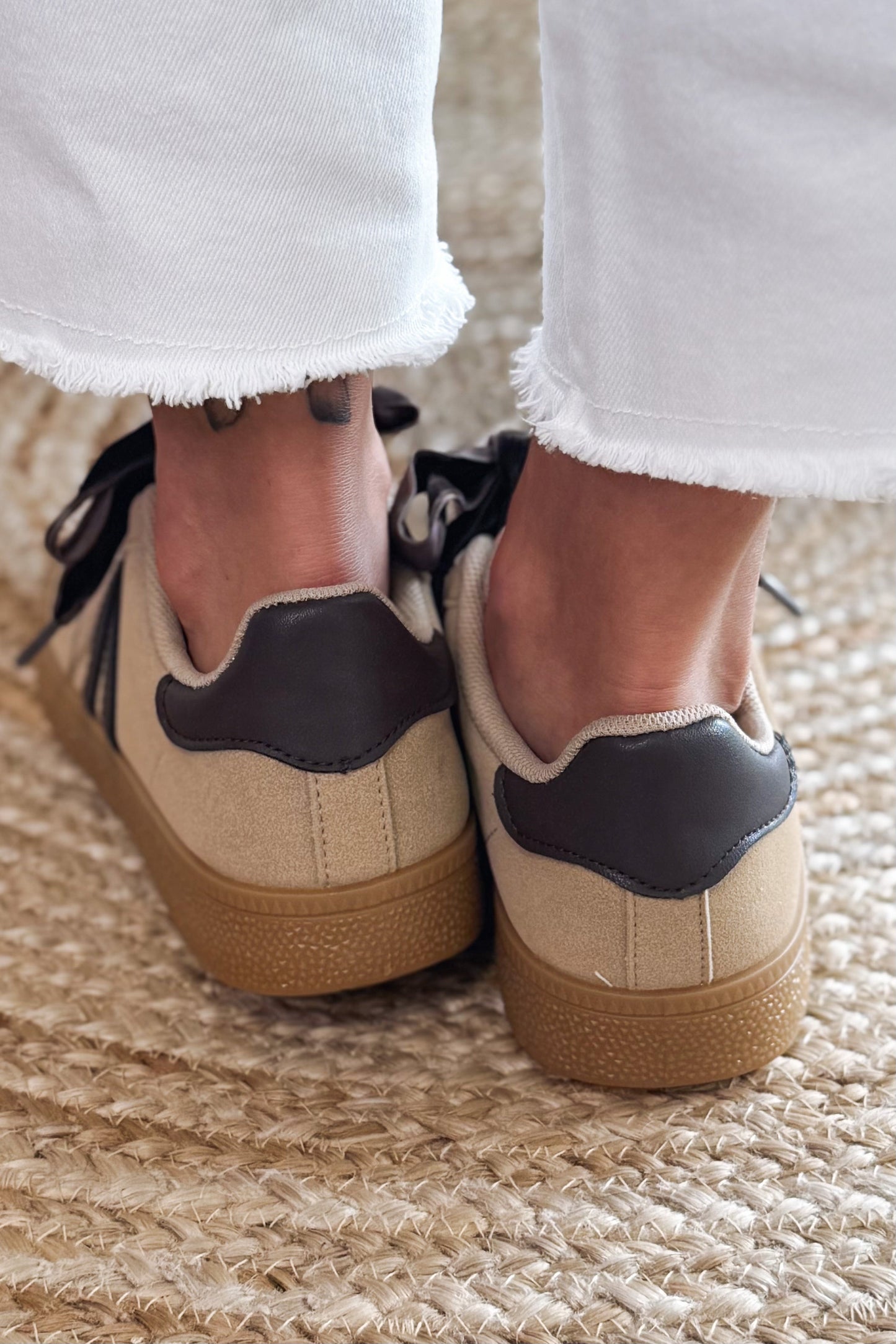 Baskets Addix Beige Lacet Fleur