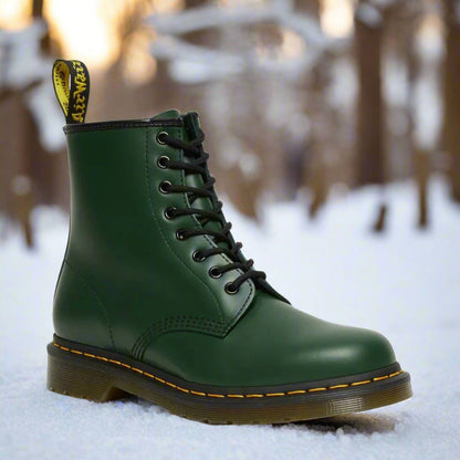Bottes classiques élégantes en cuir à lacets