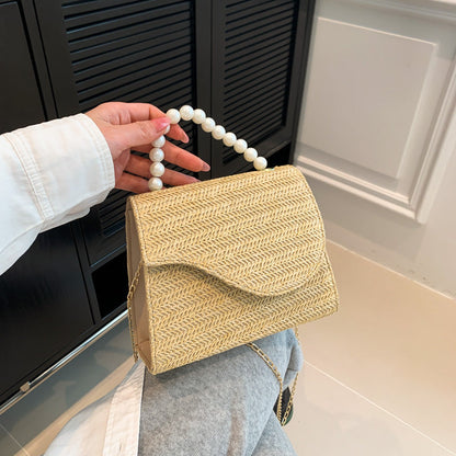 Sac à bandoulière en fibre naturel ornée de perles