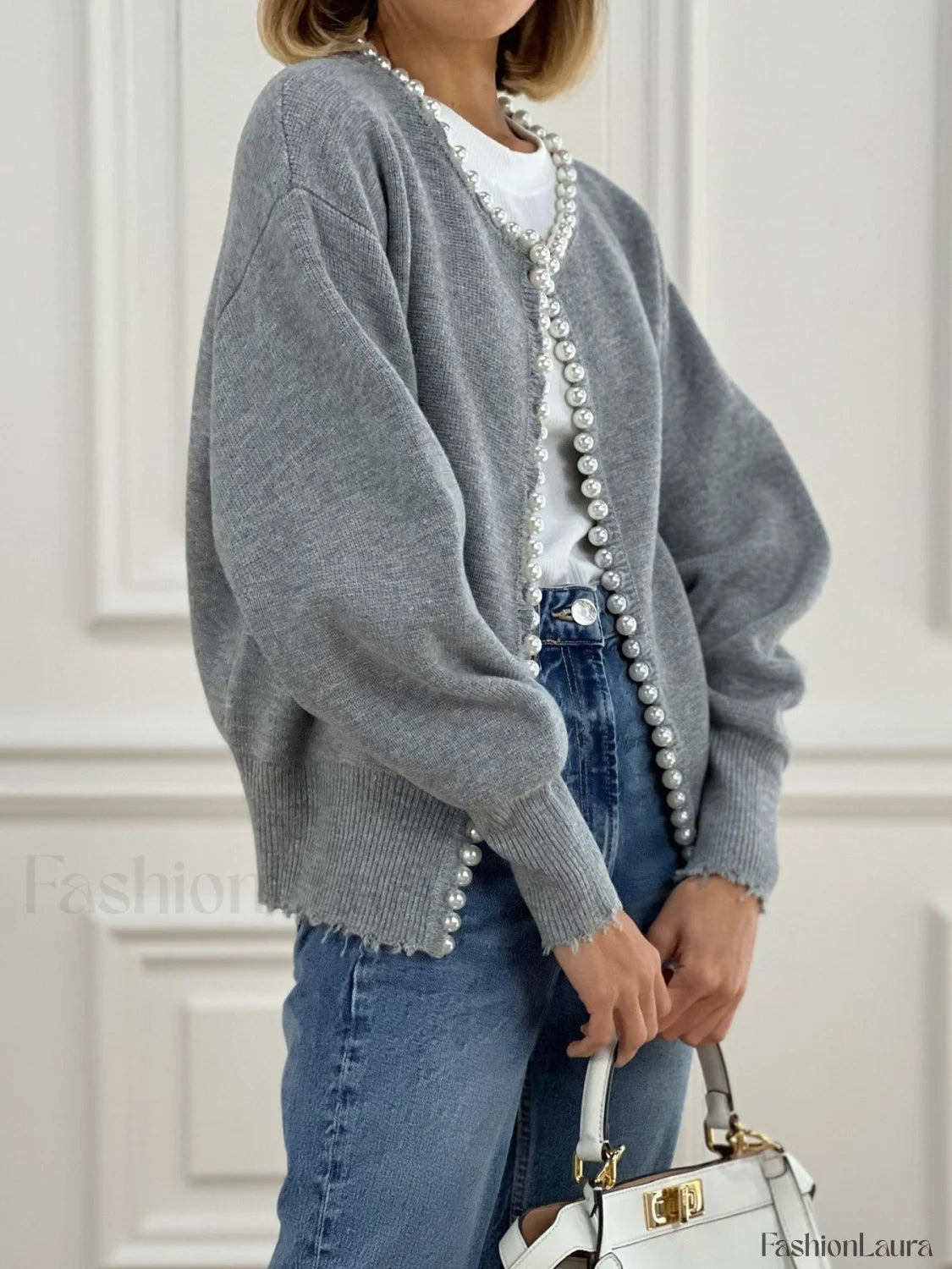 Cardigan en maille à bords déchirés avec bordure de perles