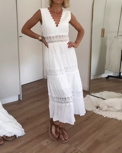 Kim | Robe en Dentelle avec Décolleté en V (Stock Limité)