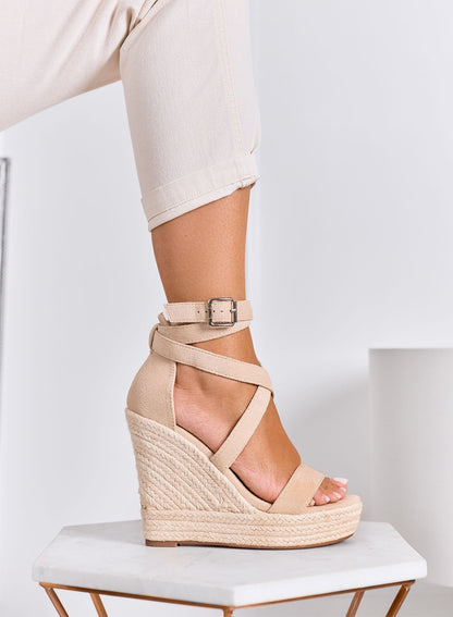 Sandales espadrilles à semelle compensée et brides croisées