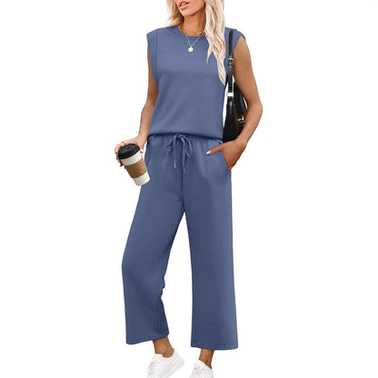 Ensemble chic sans manches avec pantalon large et fluide