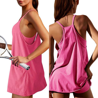 Mini robe confortable à bretelles avec short intégré