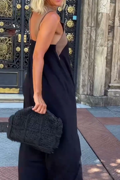 Robe moulante dos nu à col halter croisé
