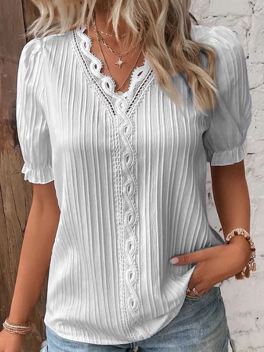 Chemise élégante à col en V avec bords lisses
