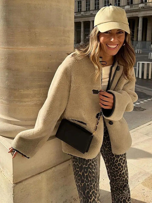 Manteau long douillet et moelleux pour un style hivernal chic