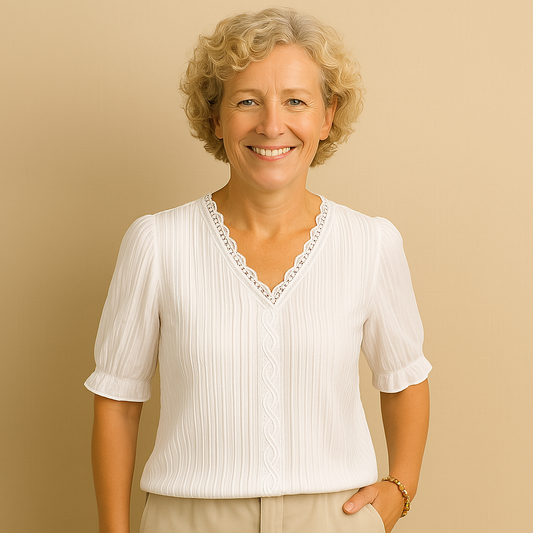 Bea | Élégante blouse avec des détails raffinés