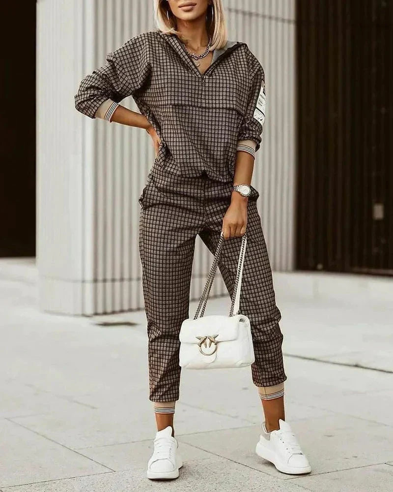 Ensemble Confort Chic à Pull Col V et Pantalone pour Femme