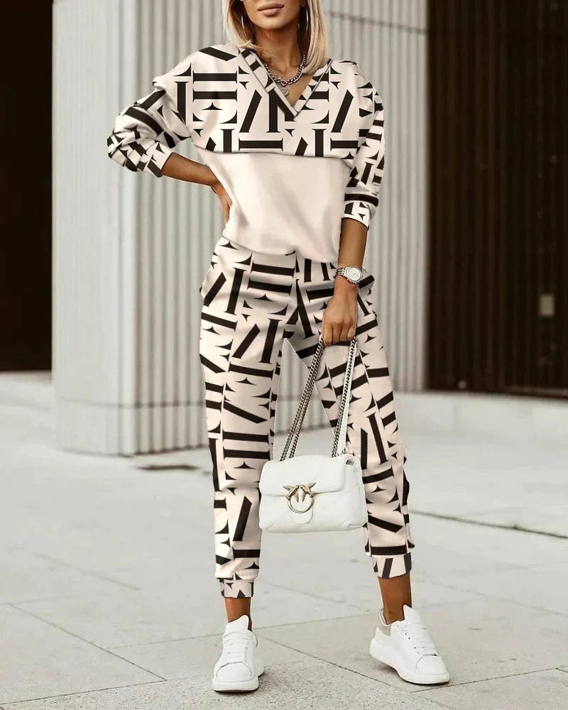 Ensemble Confort Chic à Pull Col V et Pantalone pour Femme