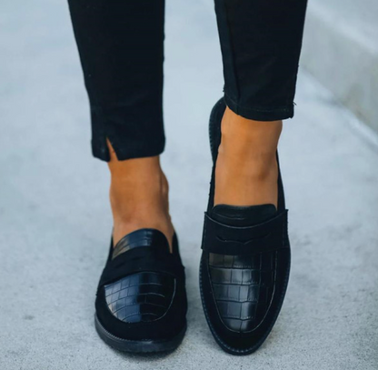 Mocassins en cuir pour femmes – Noirs, élégants et intemporels