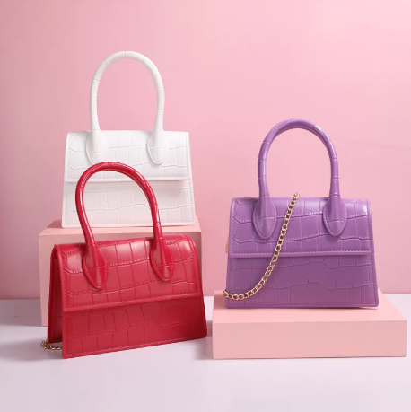 Petit sac à main en cuir texturé