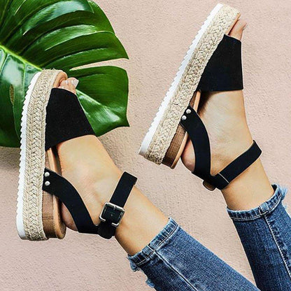 Sandales Compensées Tendance en Cuir avec Boucles Femme