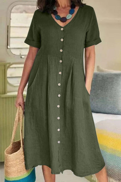 Robe midi légère à manches courtes et boutonnage chemise