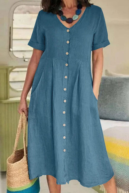 Robe midi légère à manches courtes et boutonnage chemise