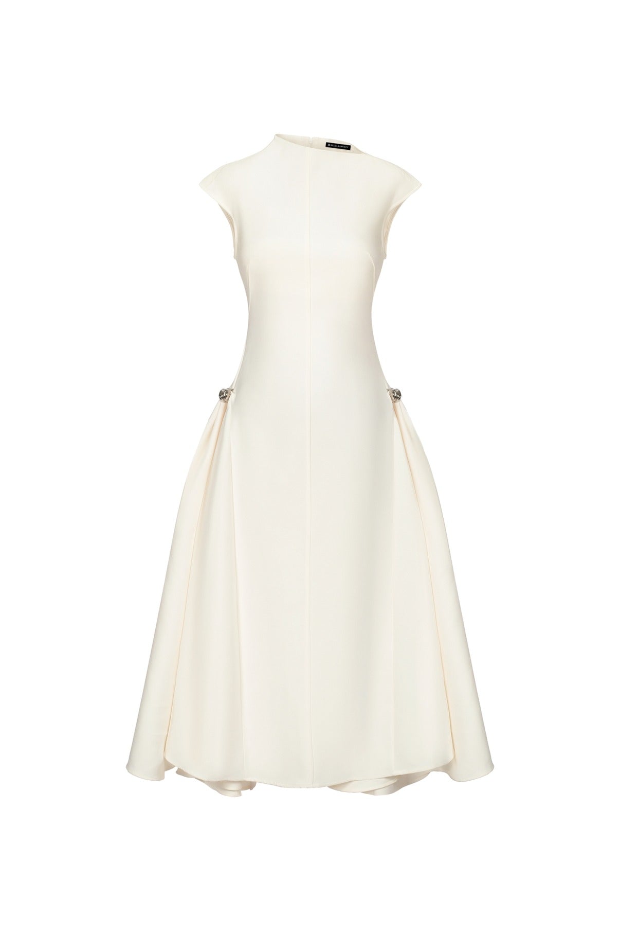Robe longue sans manches chic et intemporelle