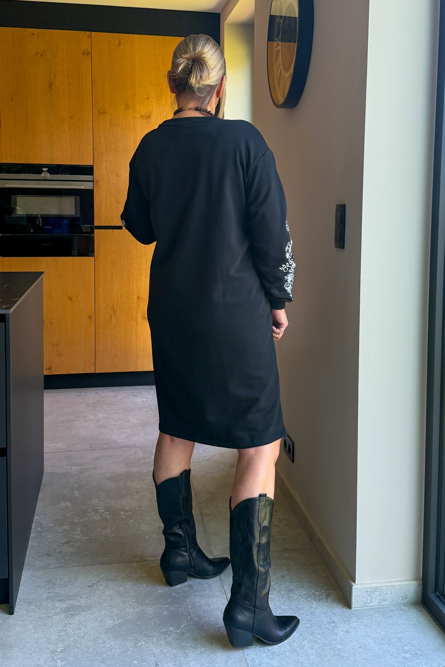 Robe Sweat CarJenna Noir Carmakoma