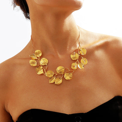Alice Leroy® | Collier d'allure feuille d'or
