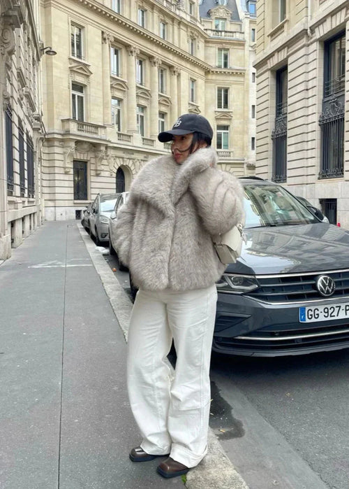 Fluffy fur-Manteau