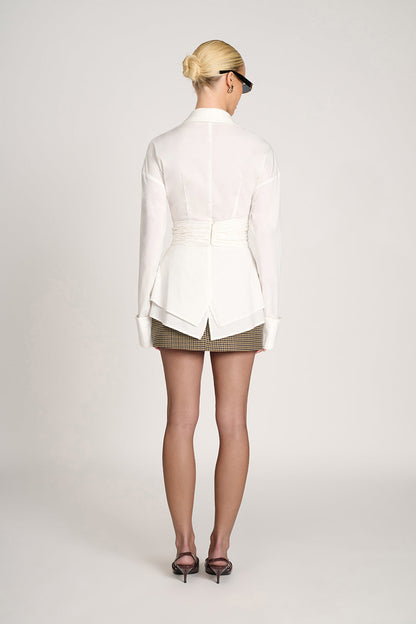 Romy™ - Chemise Drapée Cintrée – Structure Moderne et Élégance Féminine