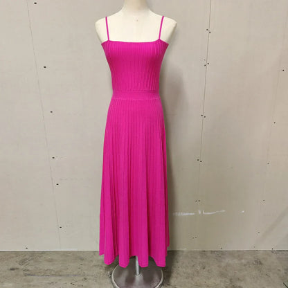 Robe Midi Plissée Noire sans Manches – Taille Haute pour Femme, Chic