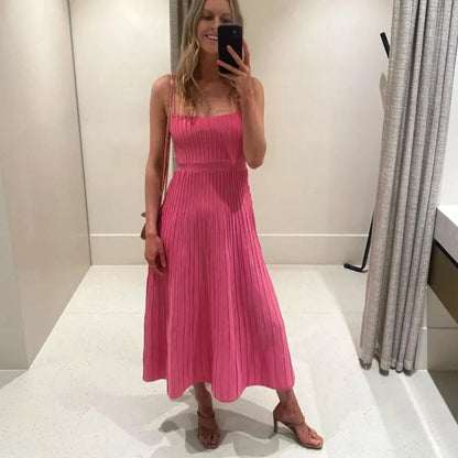 Robe Midi Plissée Noire sans Manches – Taille Haute pour Femme, Chic