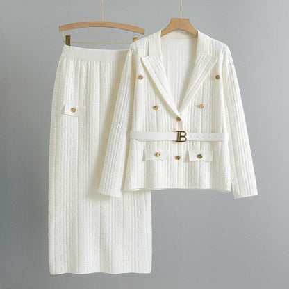 Ensemble en tricot chic et noble