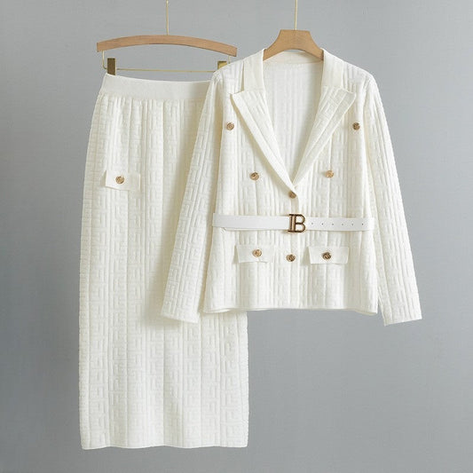 Ensemble en tricot chic et noble