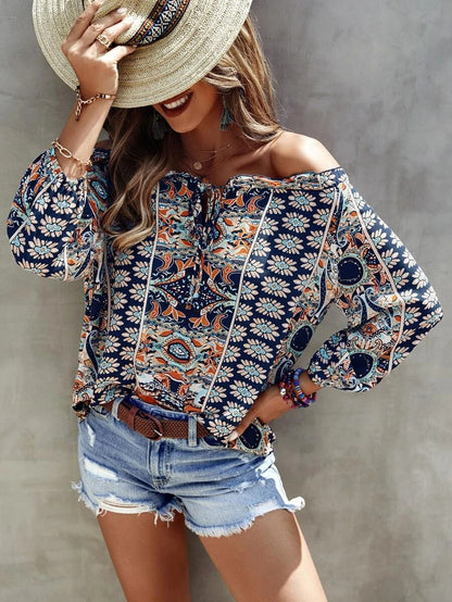 Chemise bohème à fleurs imprimée sur les épaules avec volants