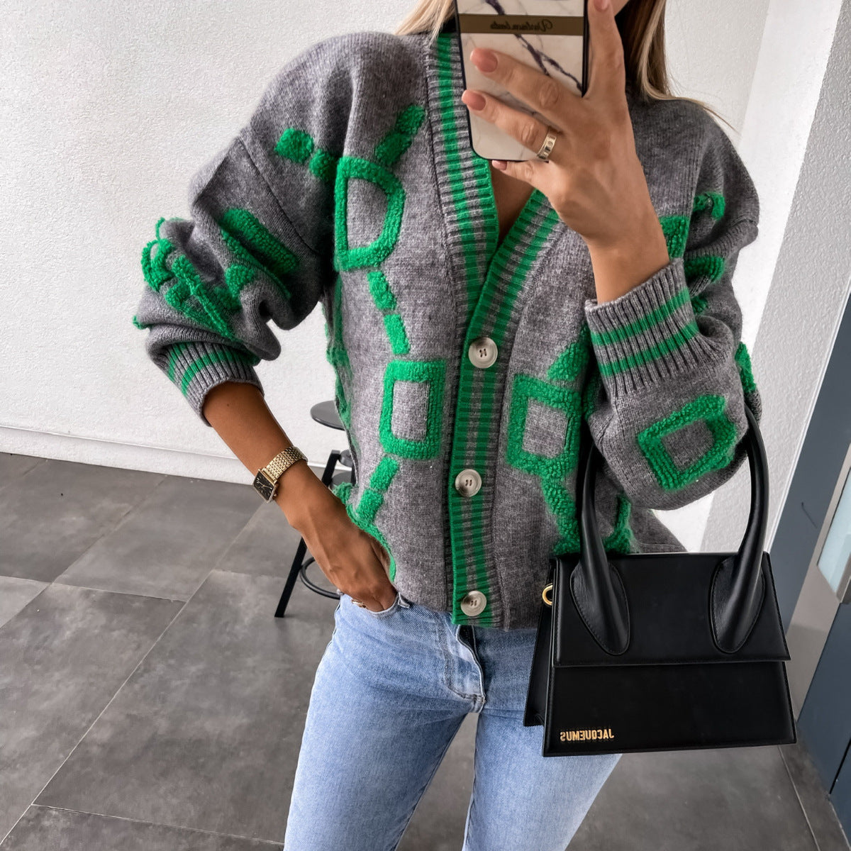 Aliza™ - Cardigan Tricot à Col V et Contrasté
