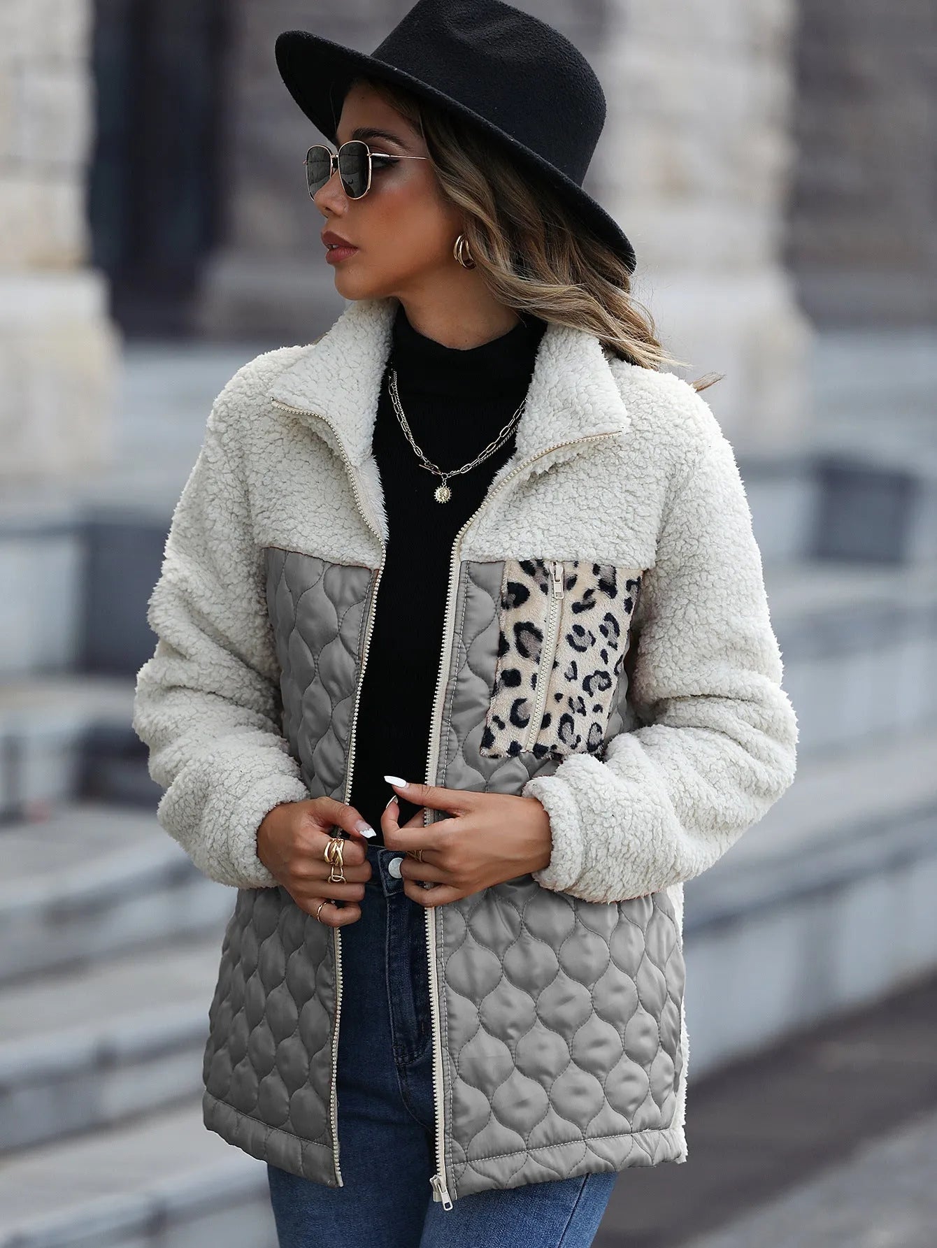 Isabelle Moreau | Veste élégante avec imprimé animalier