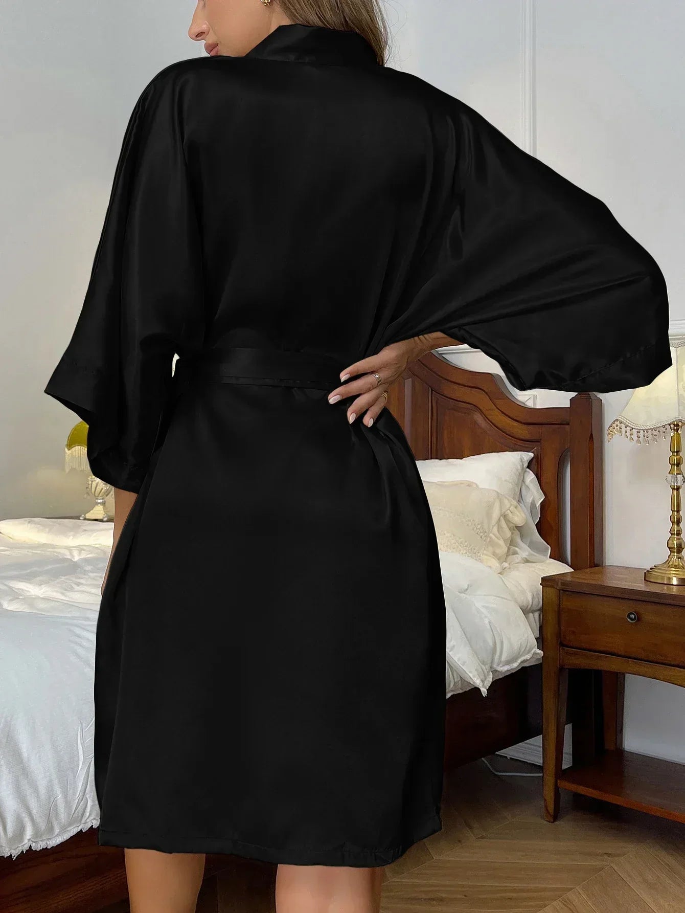 Vêtements de Nuit Satinés Chics pour Femme