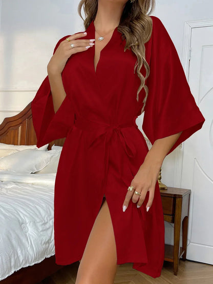 Vêtements de Nuit Satinés Chics pour Femme