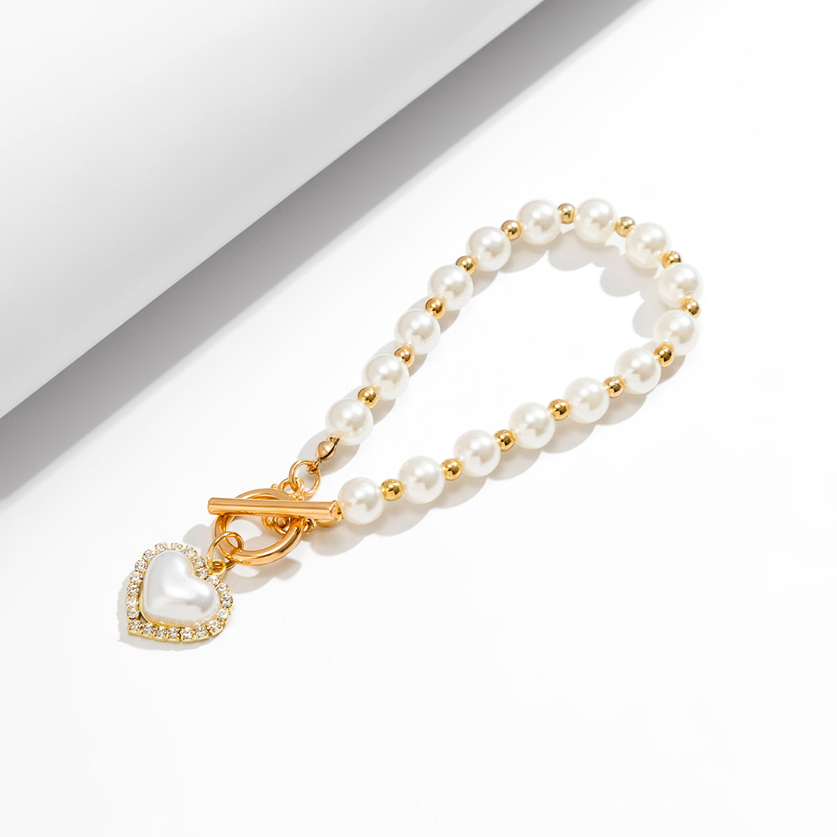 Alice Leroy® | Bracelet à breloques en perles d'eau douce Olivia