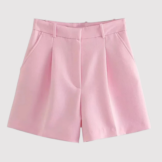 Short taille haute à la mode