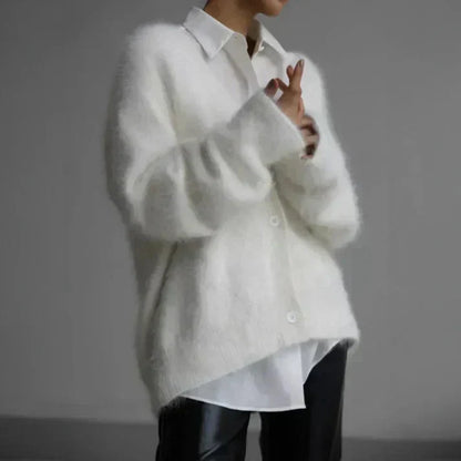 Confortable cardigan pour femmes avec une coupe décontractée et un décolleté en V