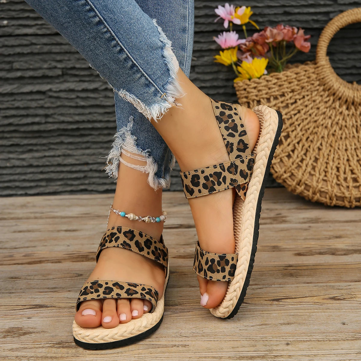Sandales léopard femme