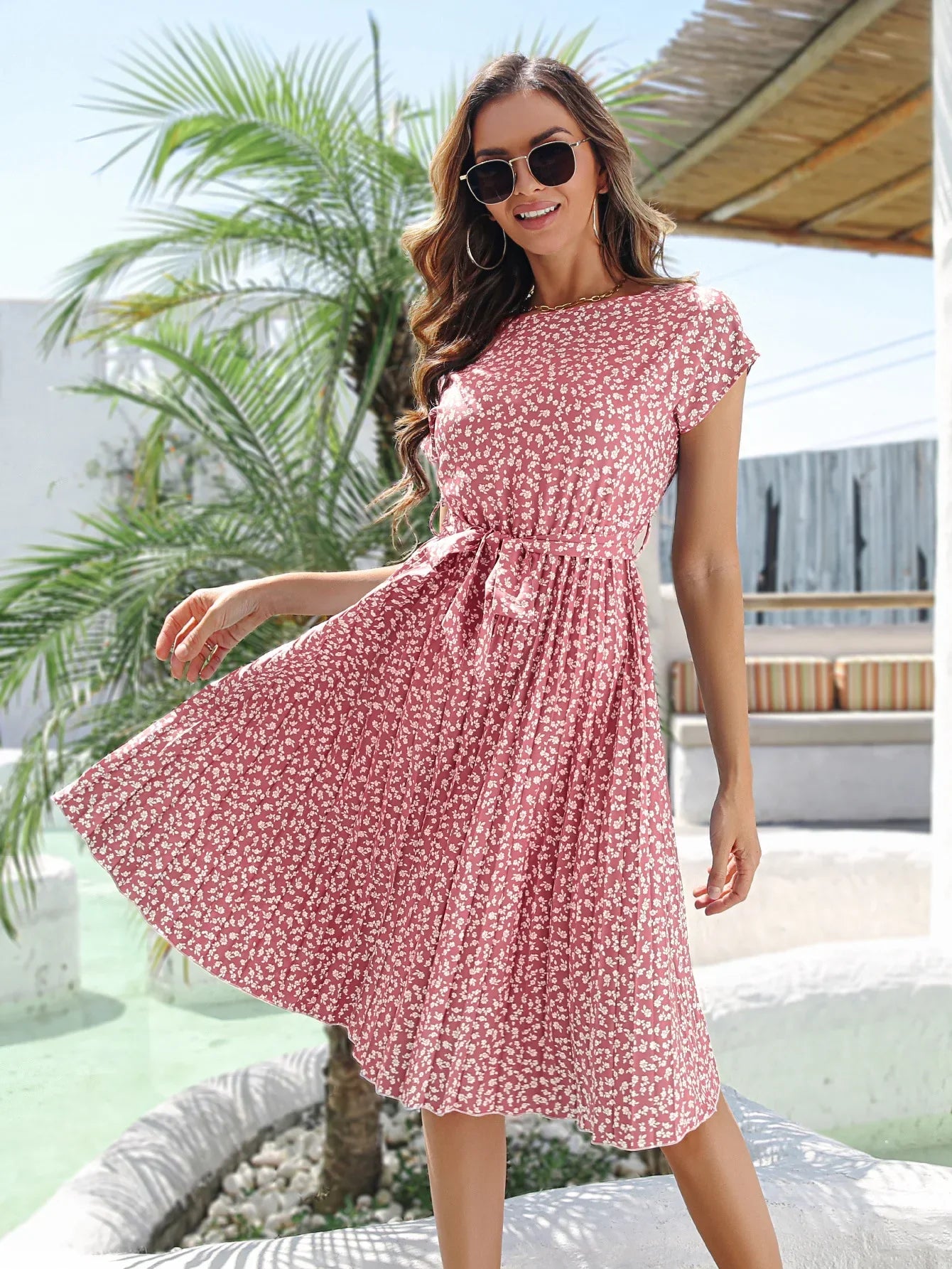 Anette | Robe élégante au délicat motif floral