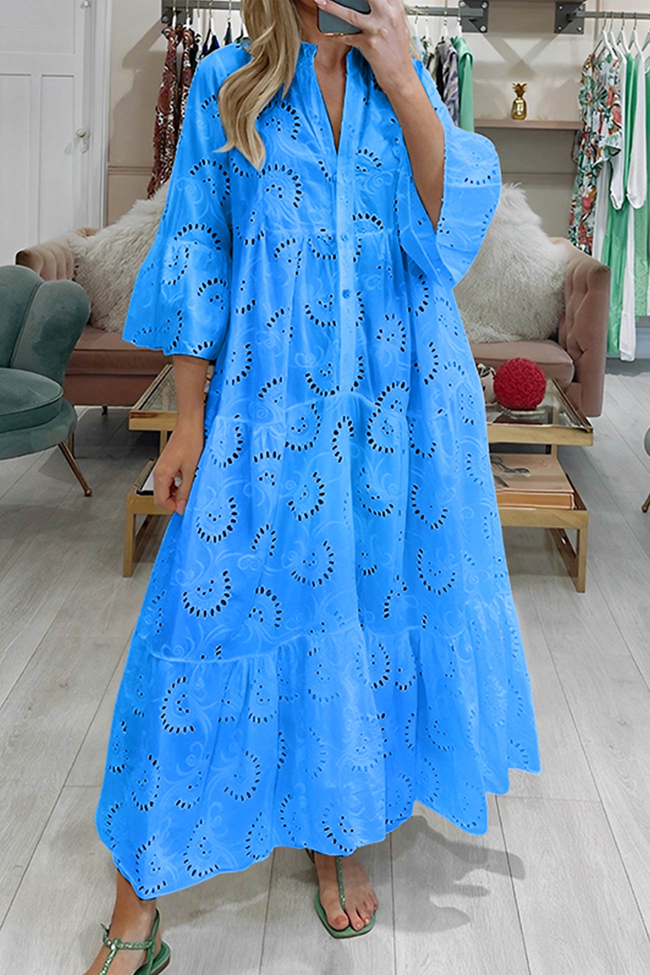 Robe Ample en Dentelle Boutonnée pour Femme