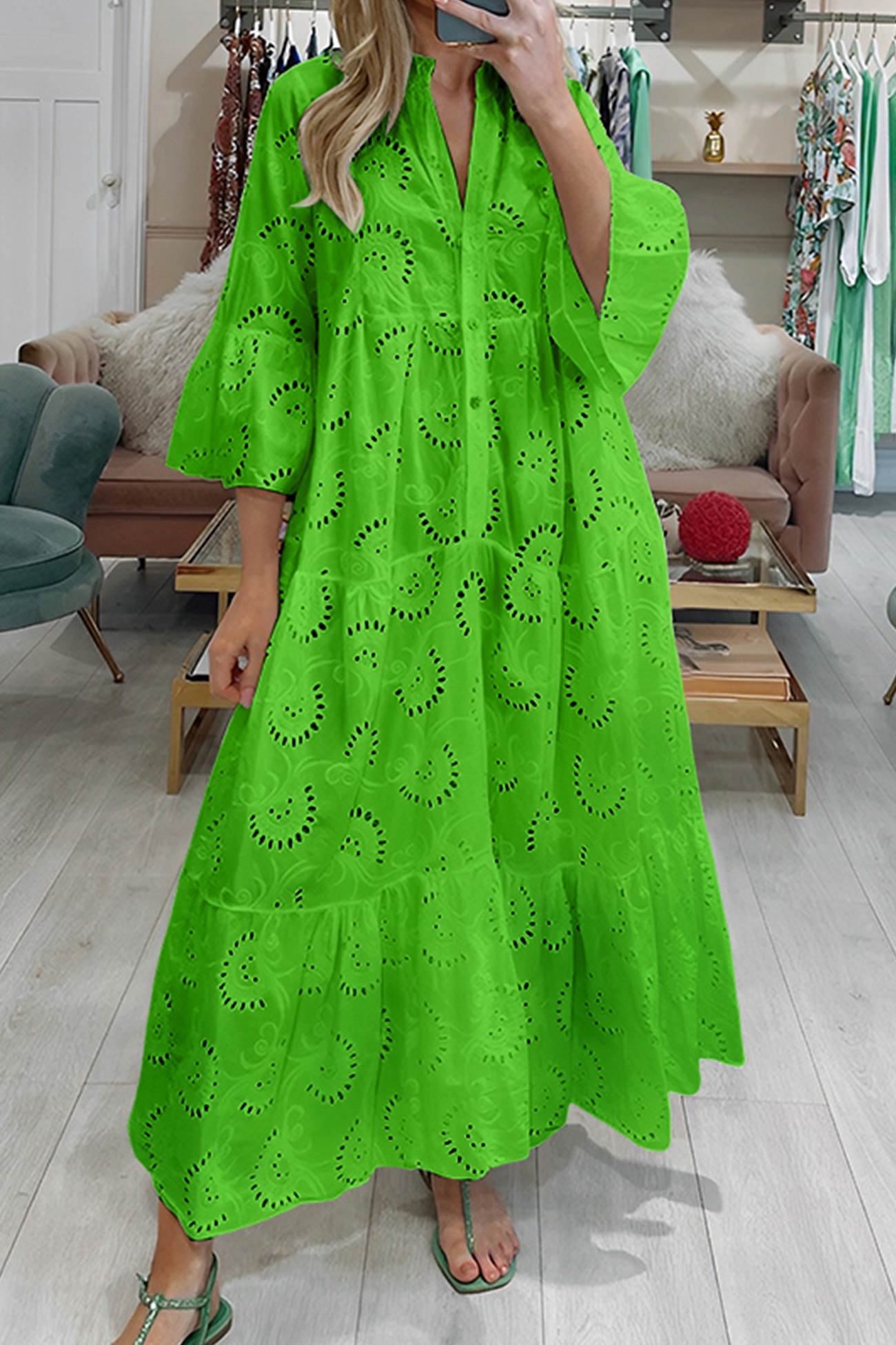 Robe Ample en Dentelle Boutonnée pour Femme