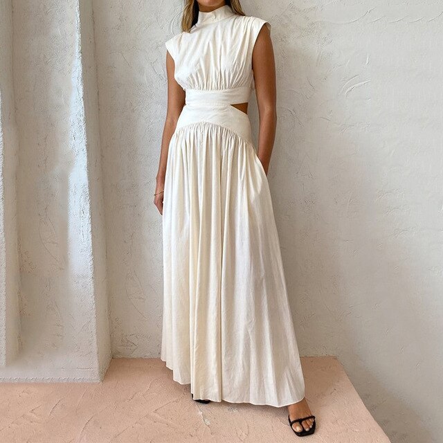 Robe Longue Élégante à Côtés Ouverts Coupe Sophistiquée Fluide